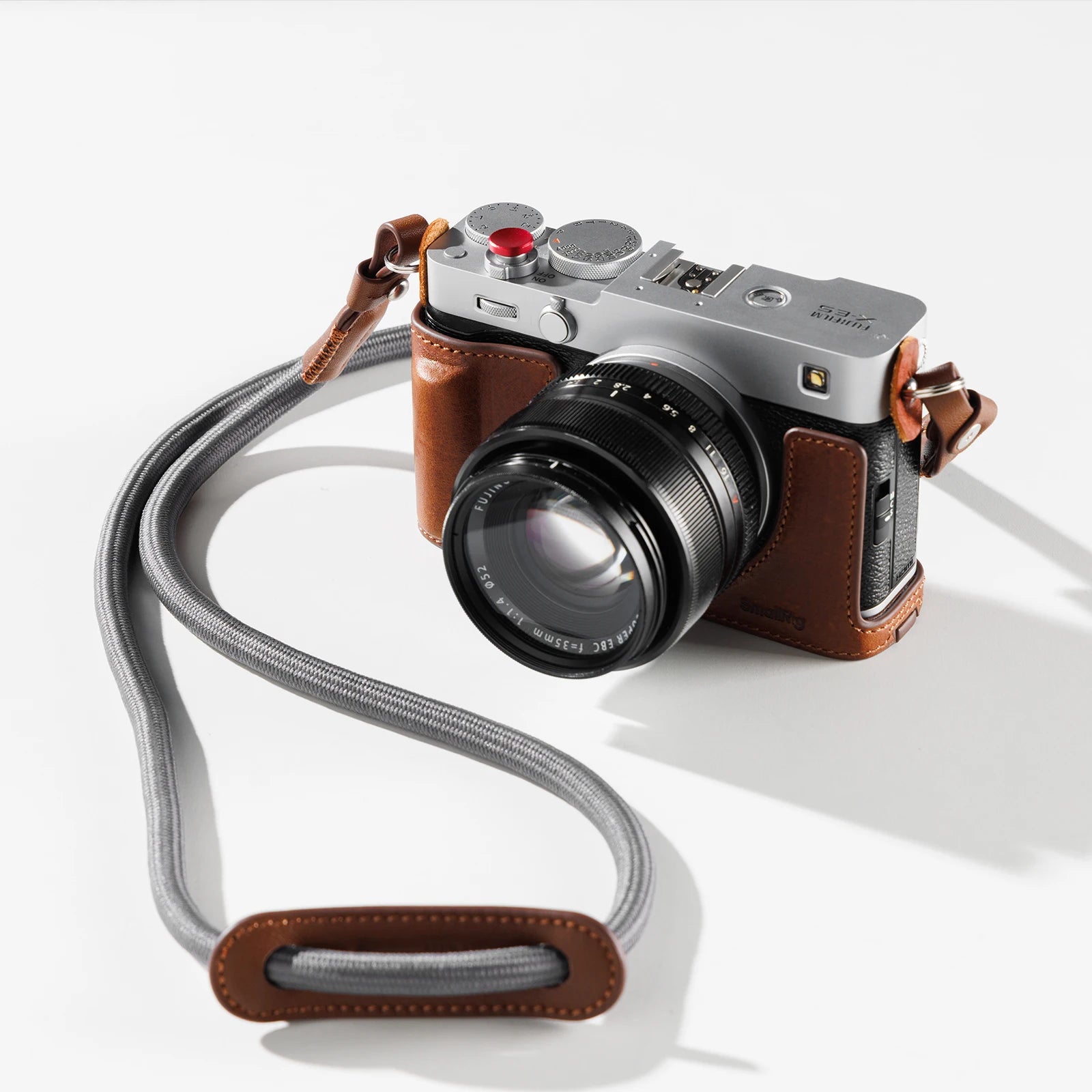 SmallRig Half Case Fujifilm X-E5 with Leather Strap